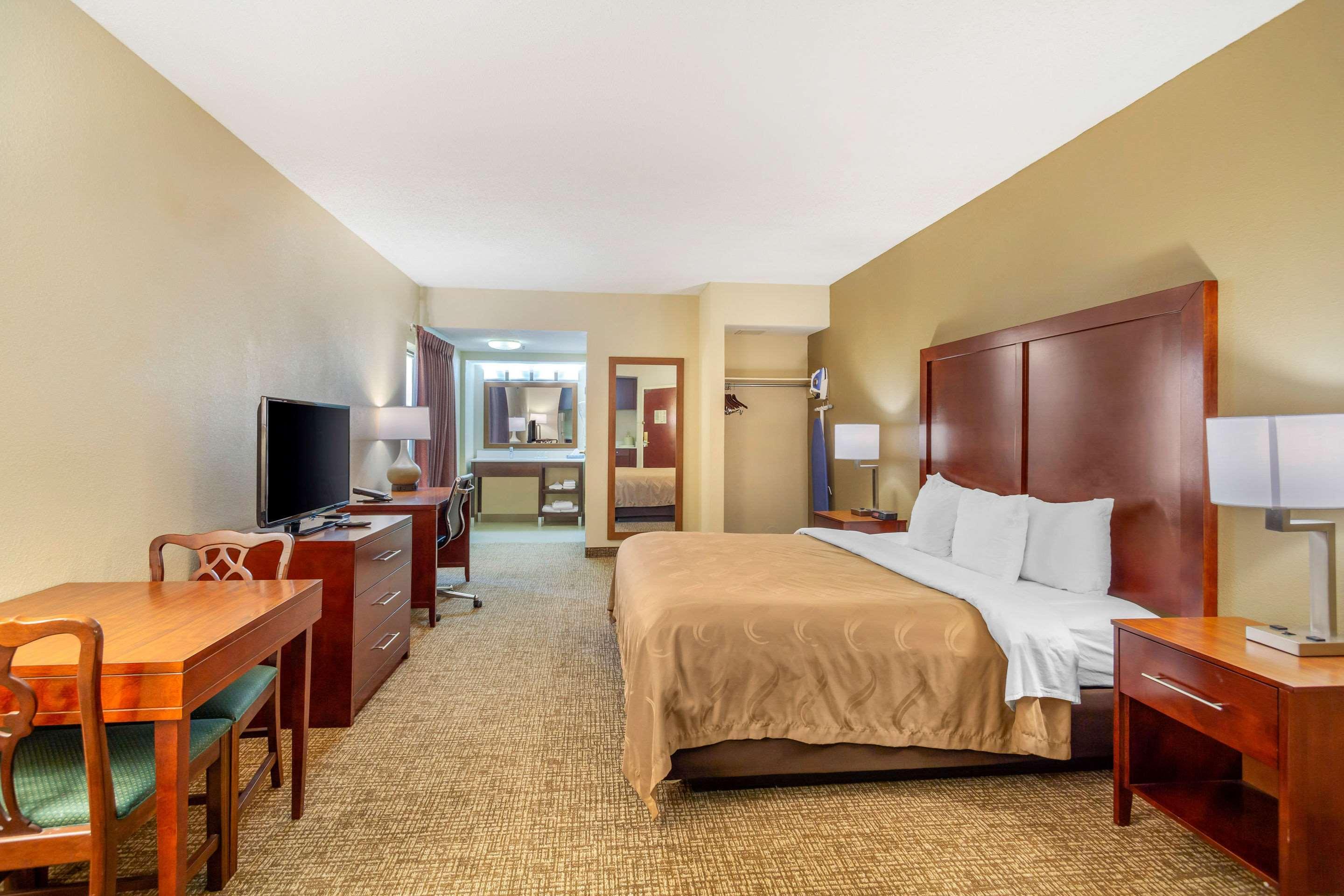 Quality Inn & Suites Olde Town Portsmouth Dış mekan fotoğraf