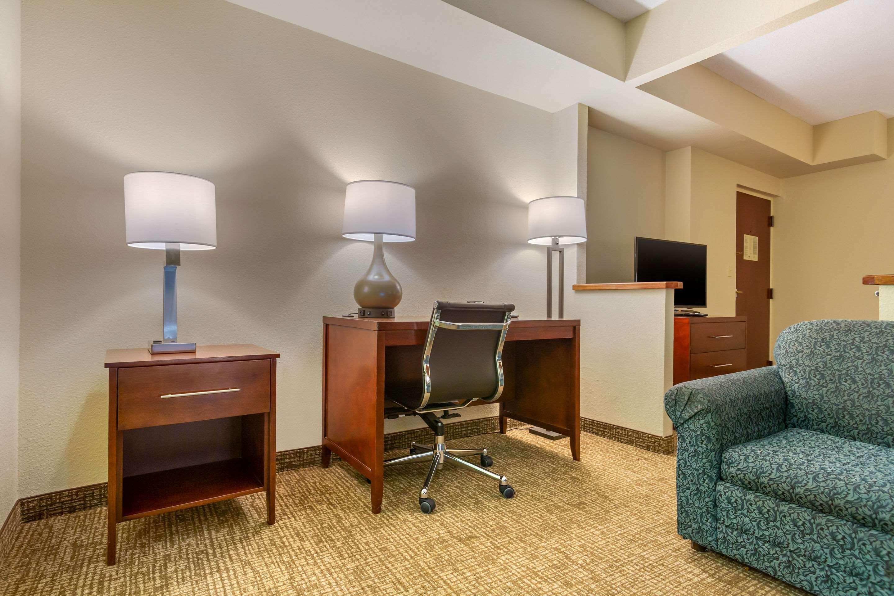 Quality Inn & Suites Olde Town Portsmouth Dış mekan fotoğraf