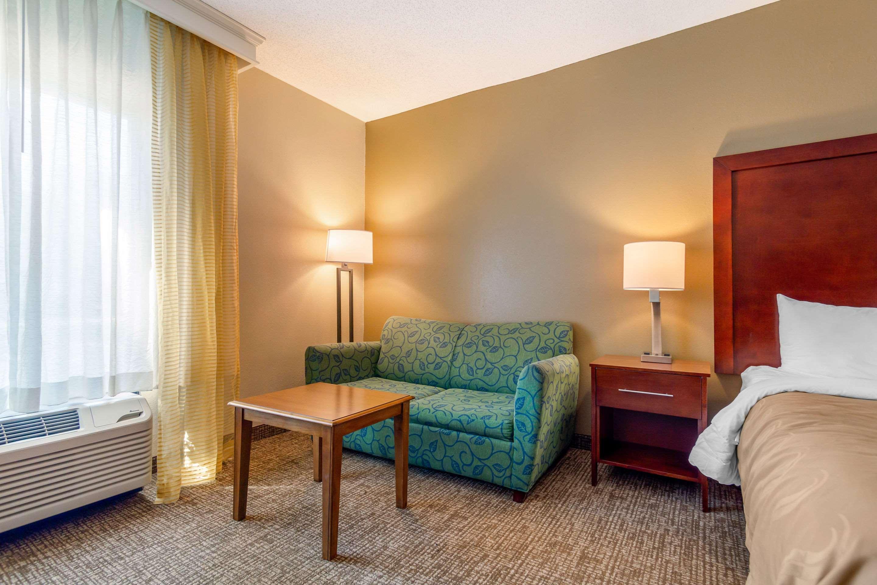 Quality Inn & Suites Olde Town Portsmouth Dış mekan fotoğraf