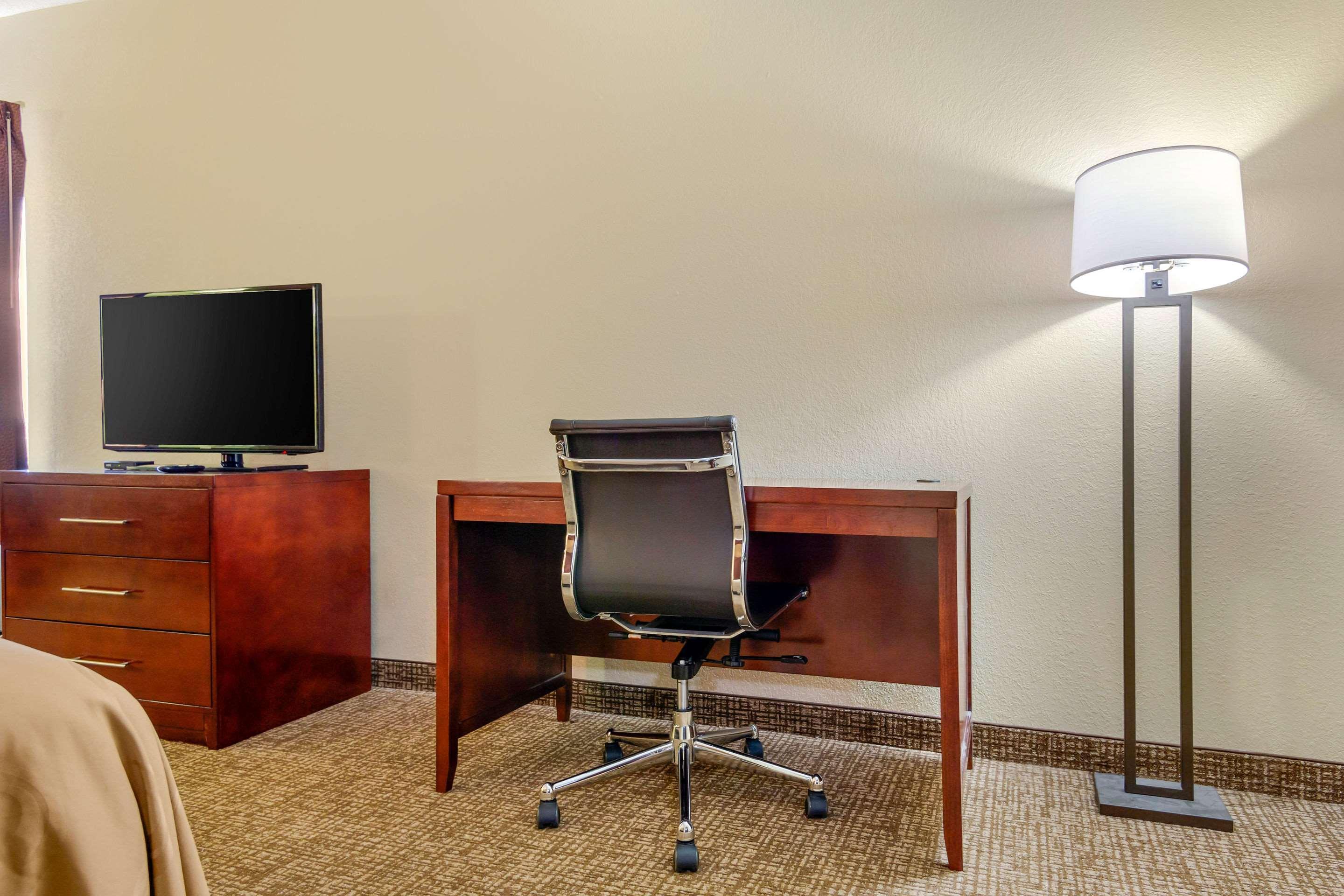 Quality Inn & Suites Olde Town Portsmouth Dış mekan fotoğraf
