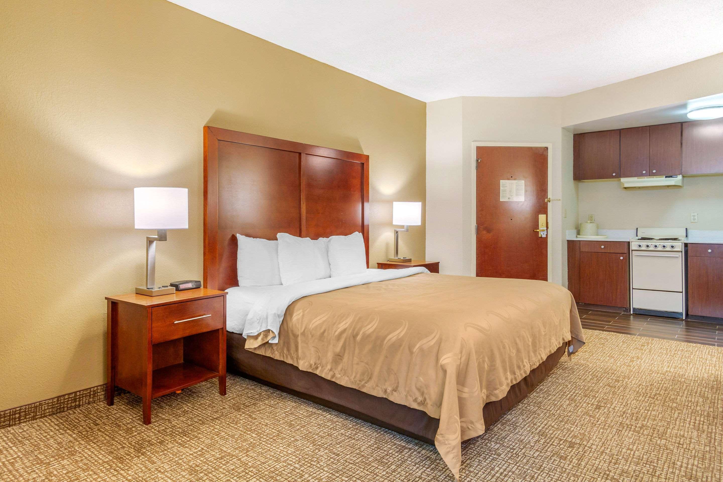 Quality Inn & Suites Olde Town Portsmouth Dış mekan fotoğraf