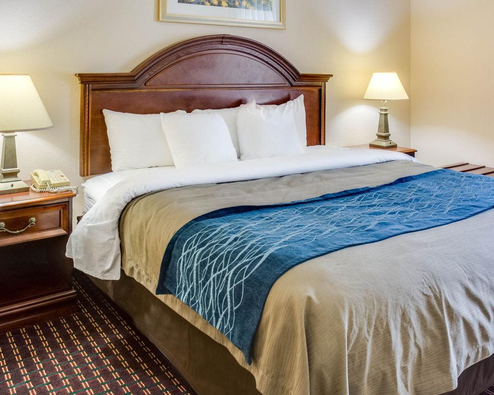 Quality Inn & Suites Olde Town Portsmouth Dış mekan fotoğraf